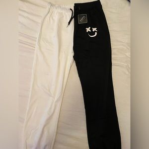 Black and white lounge sweats/joggers